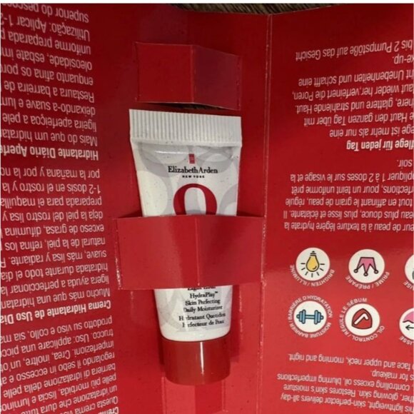 Elizabeth Arden Eight Hour Skin Protecting Daily Moisturizer 0.17oz/5mL Travel - Picture 2 of 3